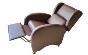 SOFA GERIATRICO RELAX MANUAL PORTO C/RODAS CASTANHO CHOCO
